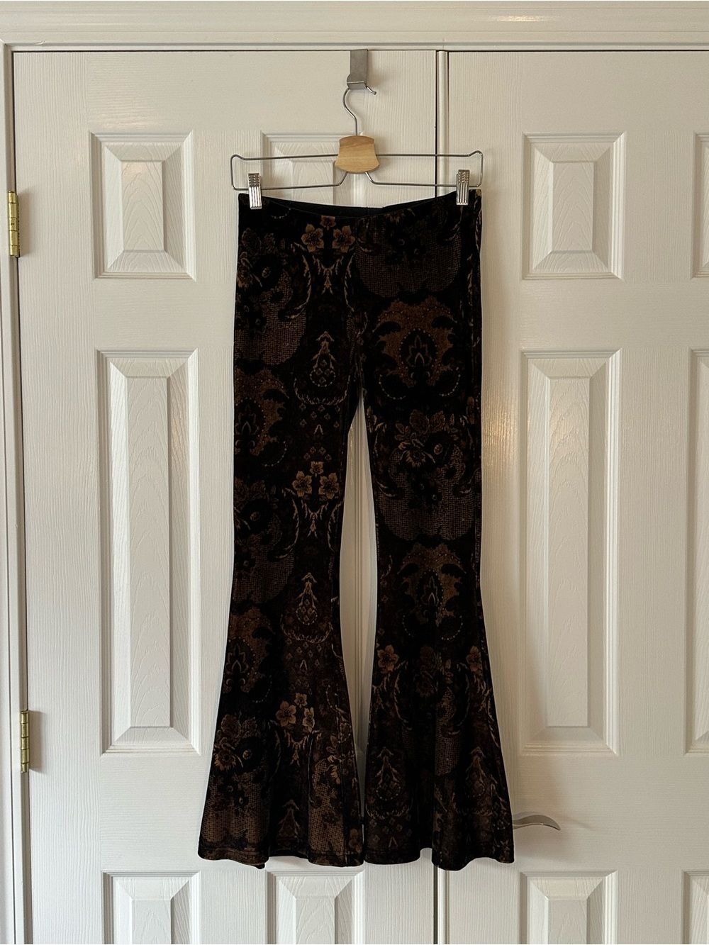 Free People Maura Printed Velvet Flare Pants Brown Good Floral Womens XS